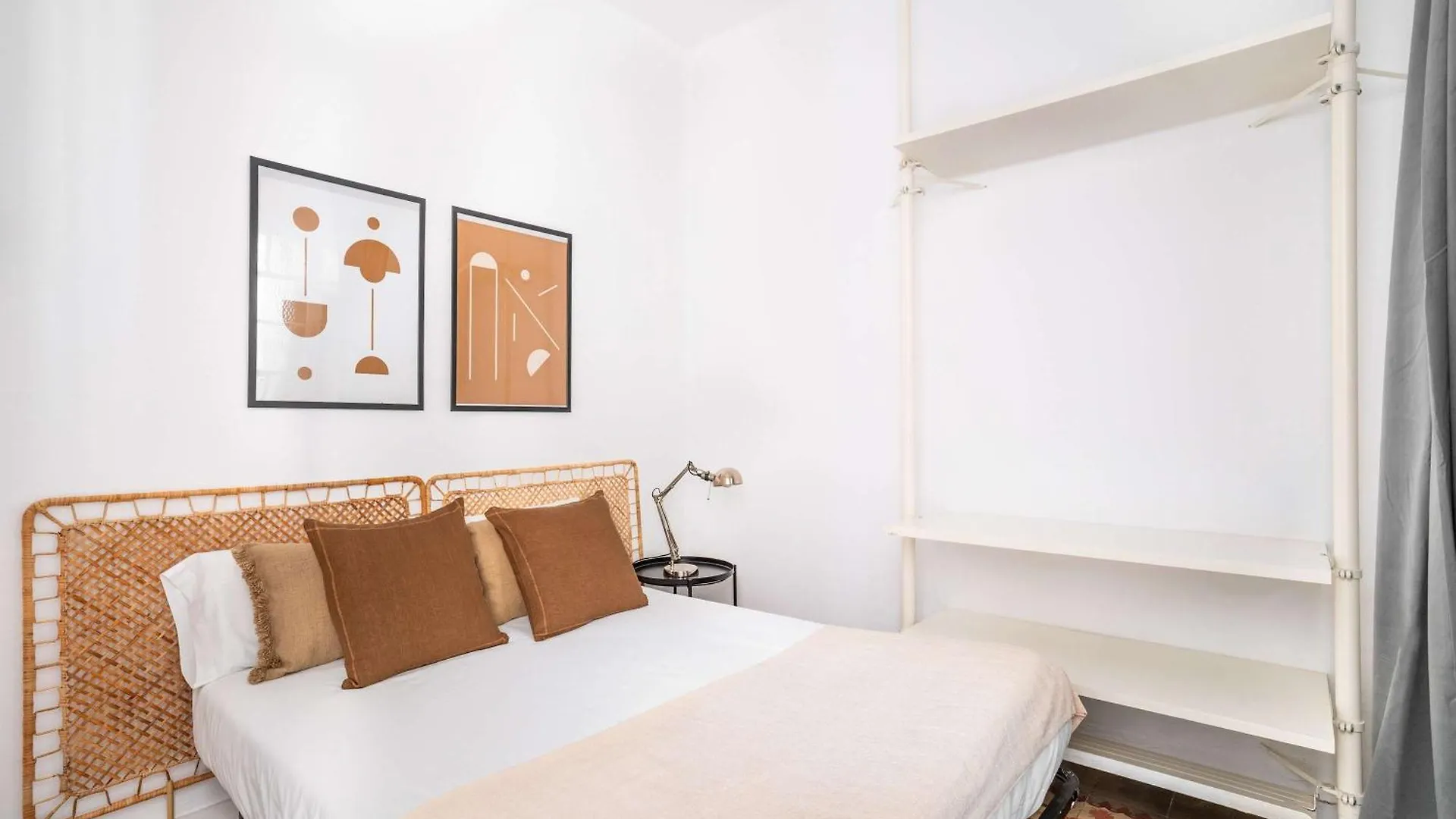 Apartment Sagrada Familia- Emblematic And Charming Catalan Home Barcelona